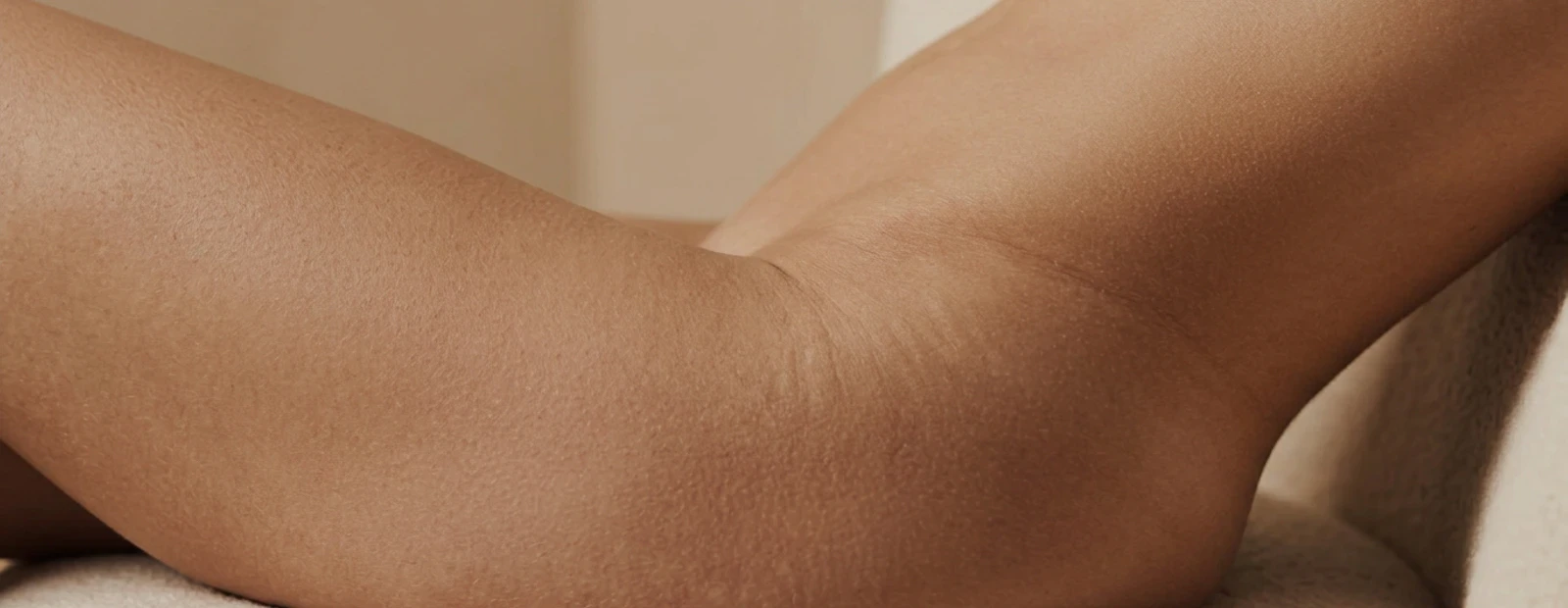Discreet detailbeeld voor schaamlipcorrectie.
